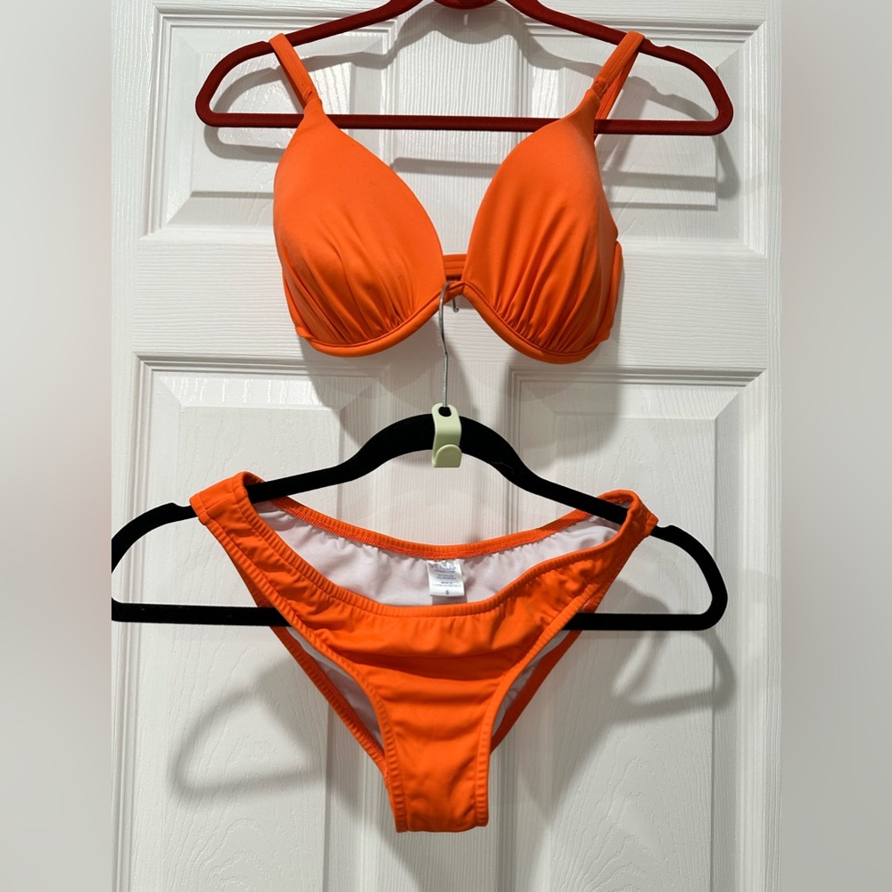 Two Venus bikinis, 1 orange, & 1 blue sz6 DD adjustable top .